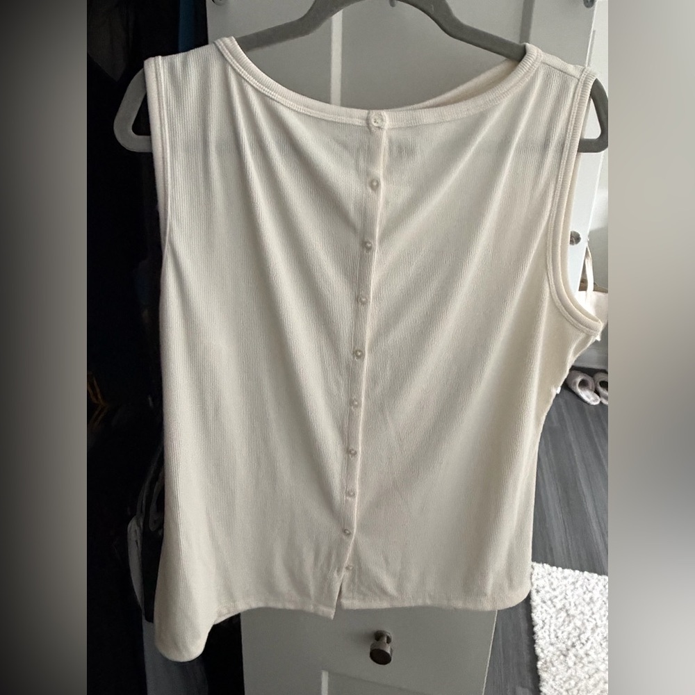Abercrombie and Fitch Cream Ribbed Tank - Picture 1 of 3
